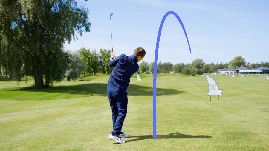 golfer on golf course hit slice